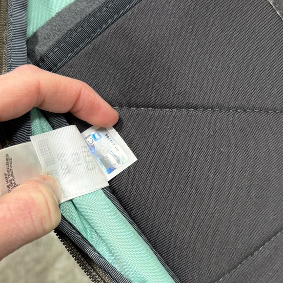 The North Face Surge FlexVent Backpack Laptop Travel Bag - Picture 11 of 11